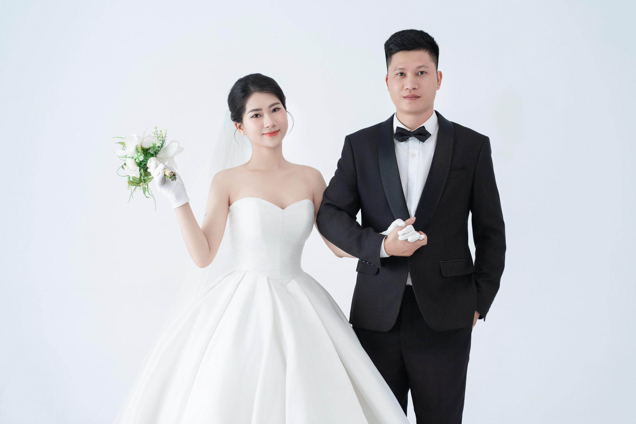 VIẾT PHÚC & THUỲ LINH