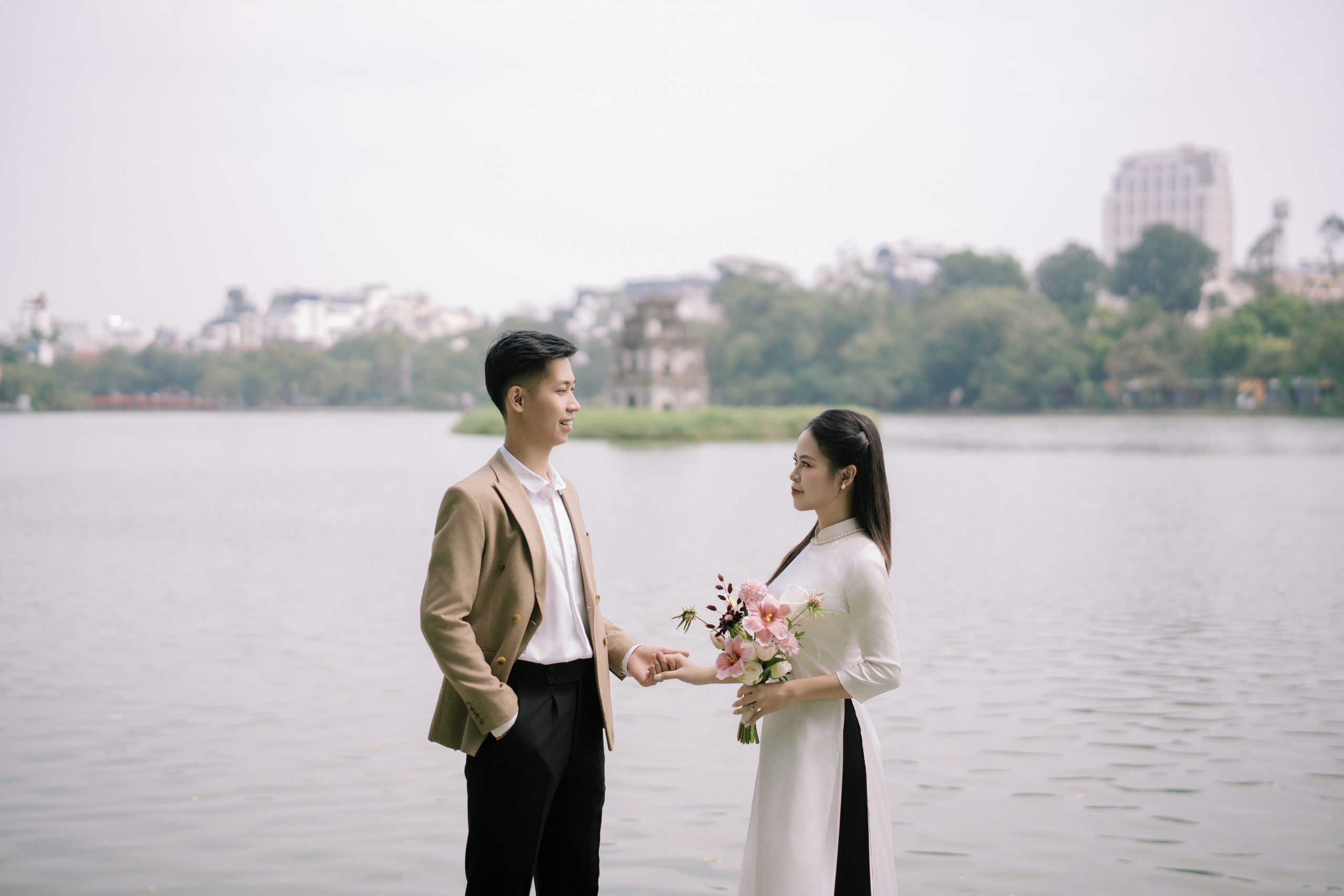 MẠNH HƯNG & NGỌC TÚ