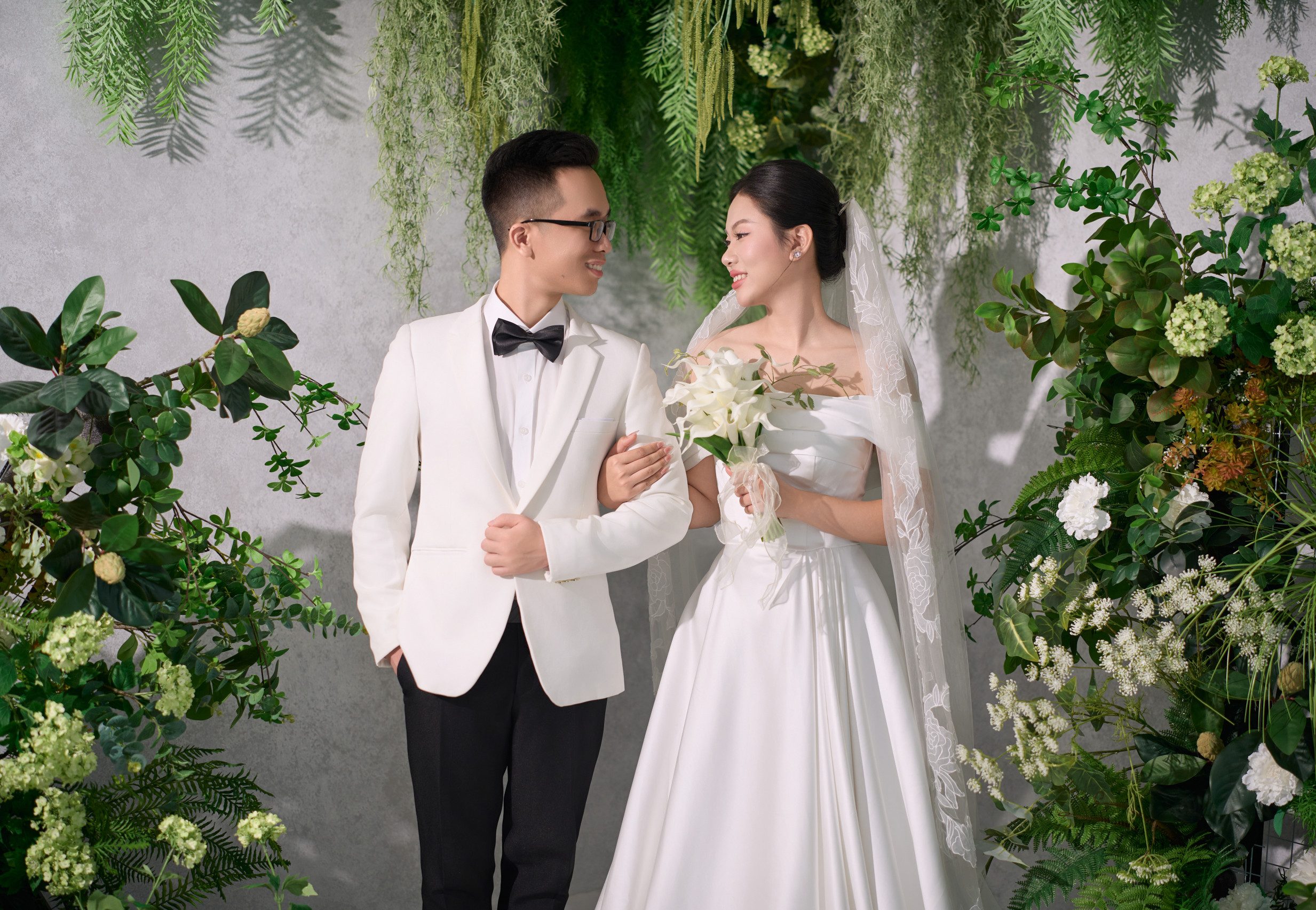 TÙNG LONG & HUỆ PHI