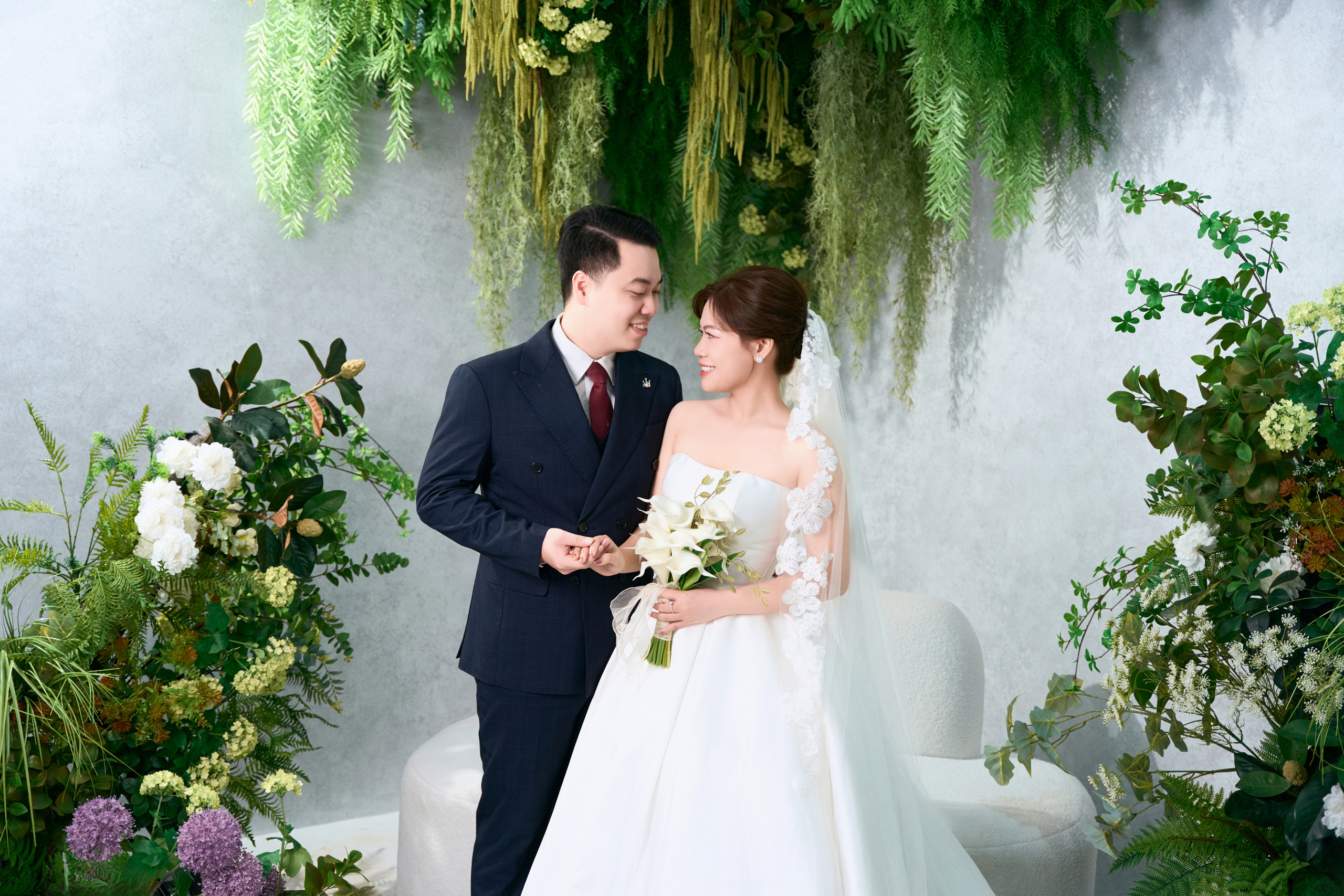PHẠM TIẾN X HẠNH VŨ