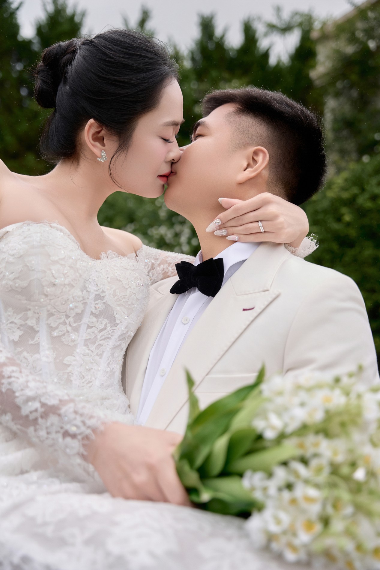 Ngọc Hà – Văn Nam